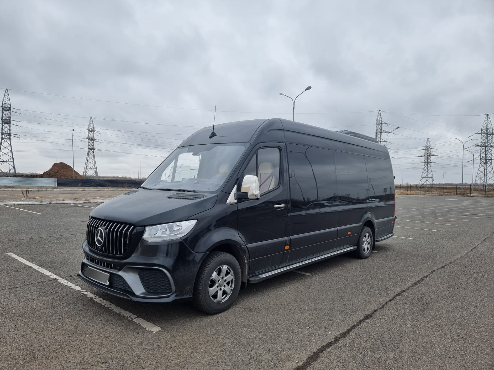 Mercedes-Benz Sprinter LUX 2022