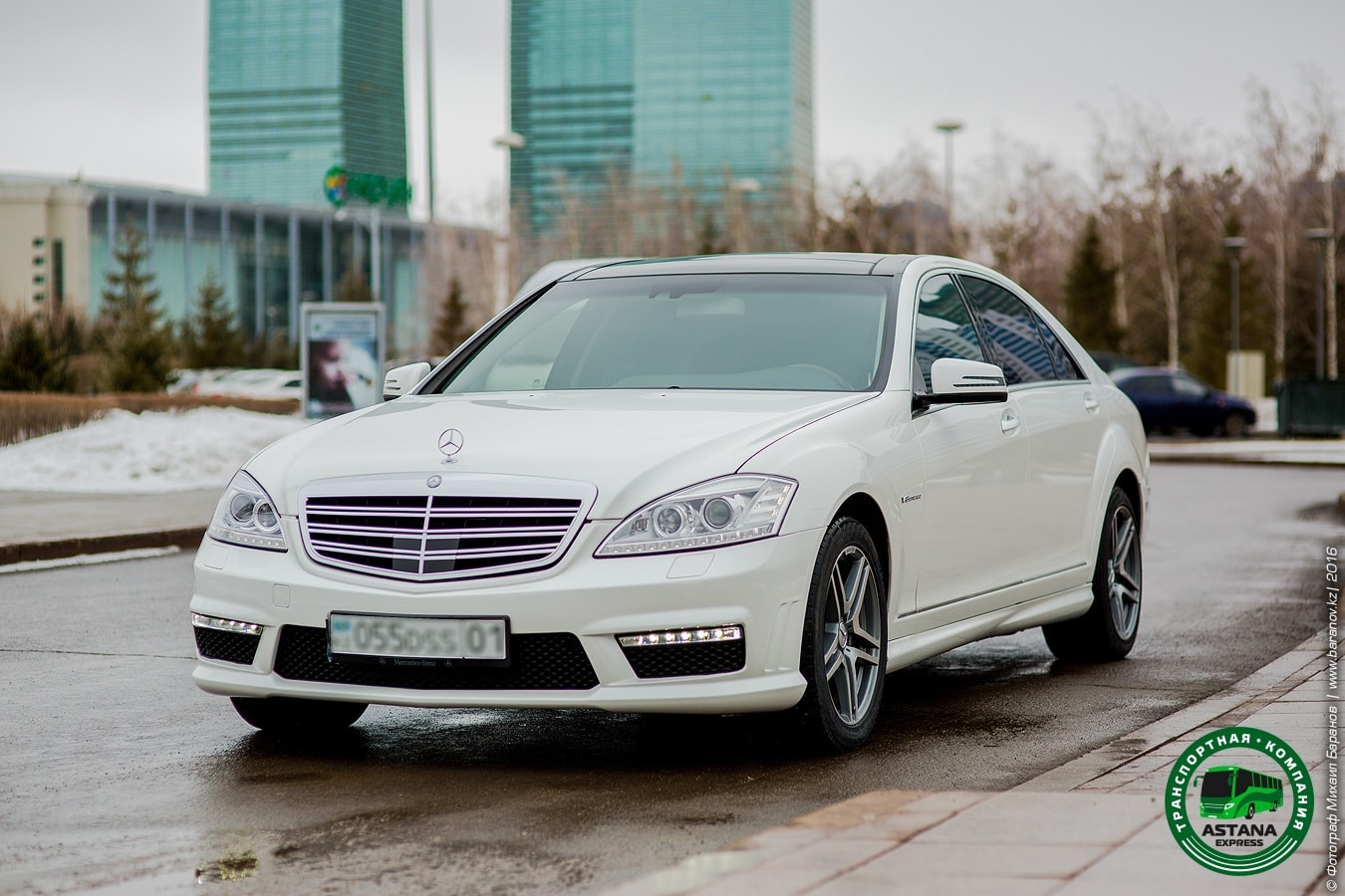 Mercedes-Benz S-class W221