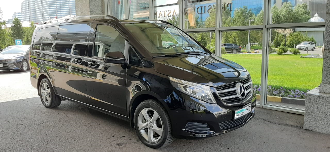 Mercedes-Benz Viano-1 Mercedes-Benz Viano-1